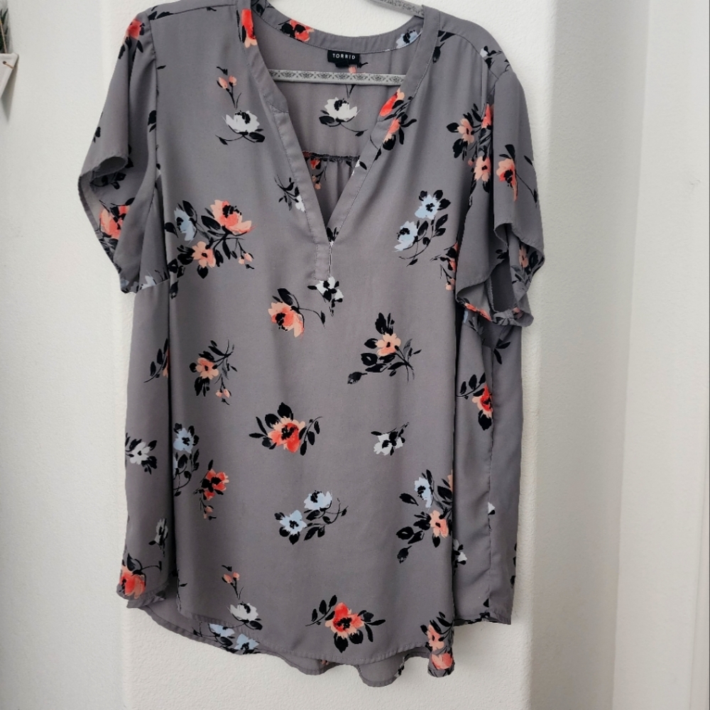 Torrid georgette blouse